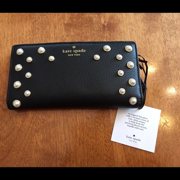 Kate Spade leather wallet - Picture 1 of 5